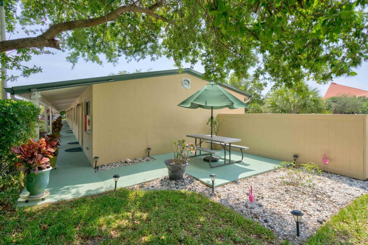Tequesta Palms Inn מראה חיצוני תמונה